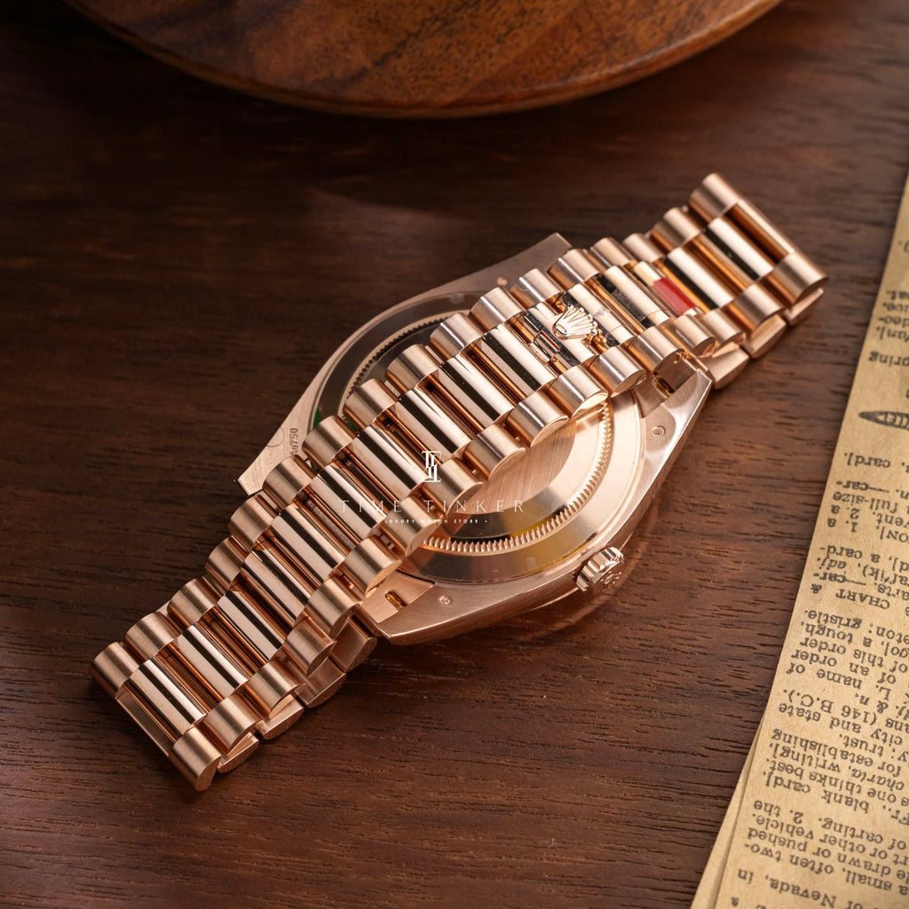 Rolex Day-Date, Everose gold, chocolate dial