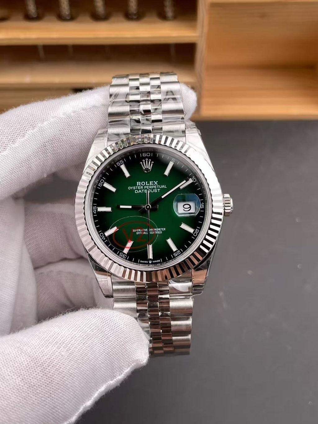 Smoked Green Datejust / Enamel Gradient Green Datejust V2 / 41mm / Cal. 3235 Movement