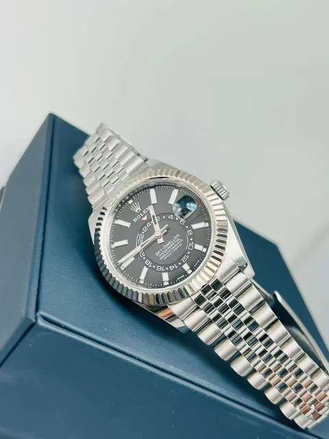 326934-0006 Sky-Dweller Series